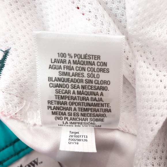 7.5" American Flag Thirteenth Board Shorts XXL - Picture 8 of 8